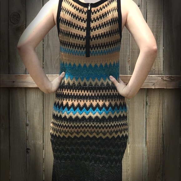 Cache Sweater Dress - Picture 7 of 8